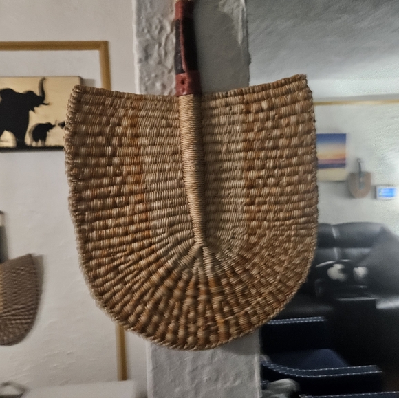 Various Cultural pieces for Sale - Picture 6 of 16